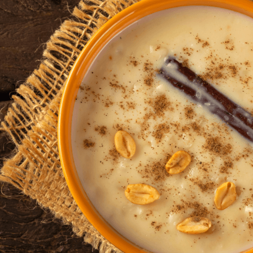 Canjica cremosa com amendoim