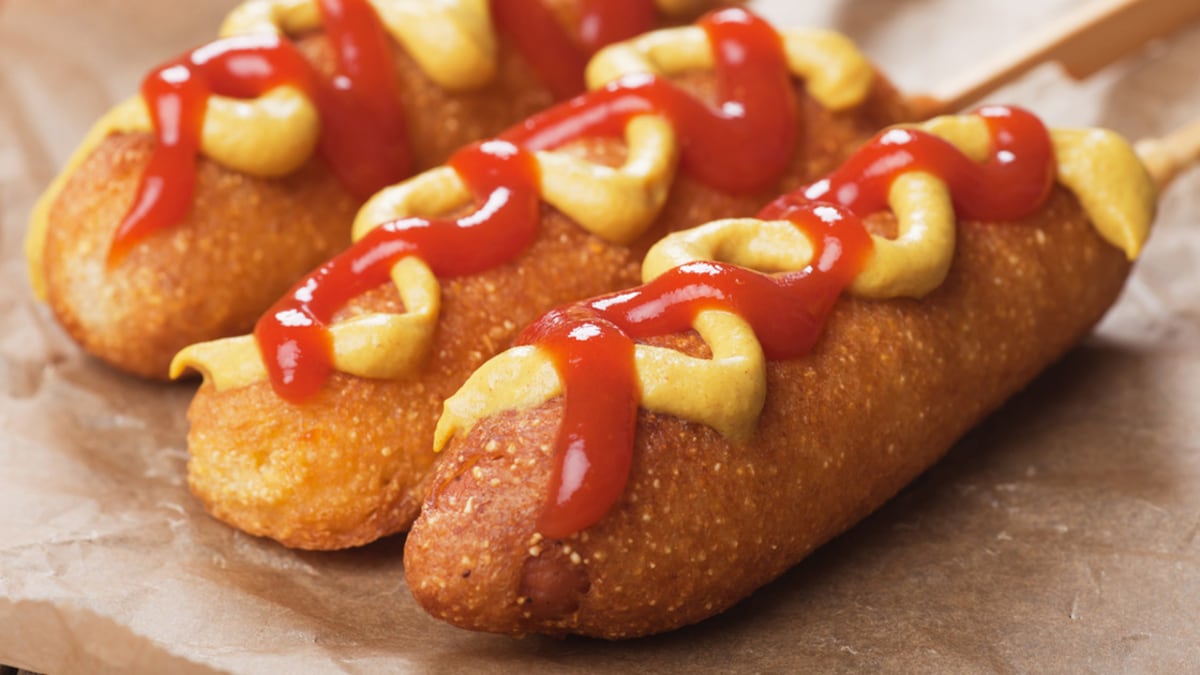 RECEITA CORN DOG COREANO COM BATATA E MIOJO 